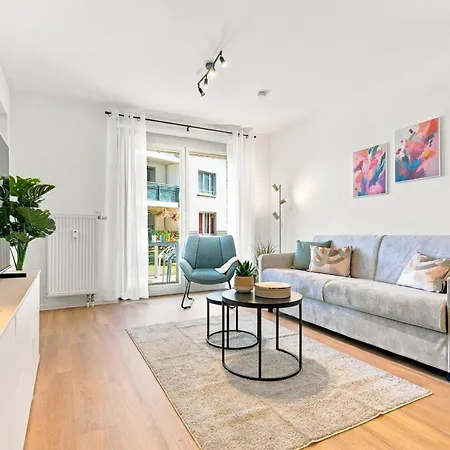 Relaxrefugium Ber - Terrasse, Tiefgarage Und Komfort Fuer Bis Zu 5 Gaeste *
