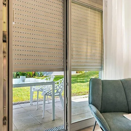 Relaxrefugium Ber - Terrasse, Tiefgarage Und Komfort Fuer Bis Zu 5 Gaeste Apartment